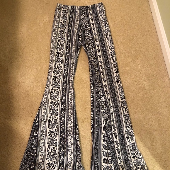 Tight Patterned Flare Pants